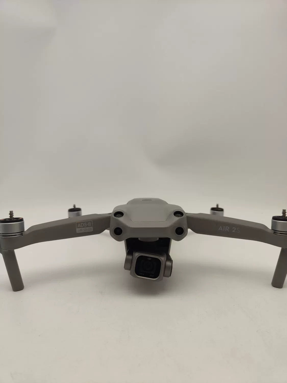 95% New (Like New) DJI air2s Fly More Combo
