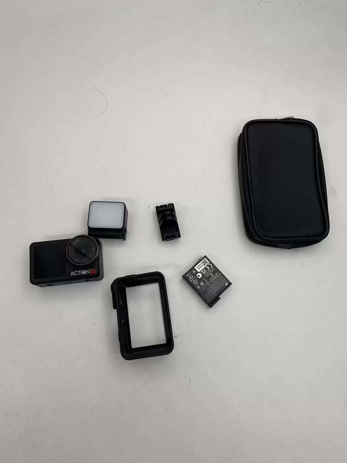 99% New (Mint) DJI Osmo Action 5 Pro – photo 1