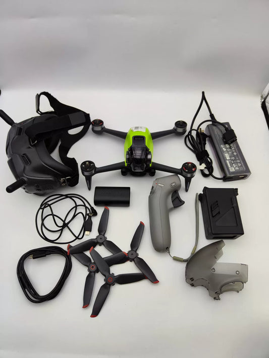 95% New (Like New) DJI FPV Combo