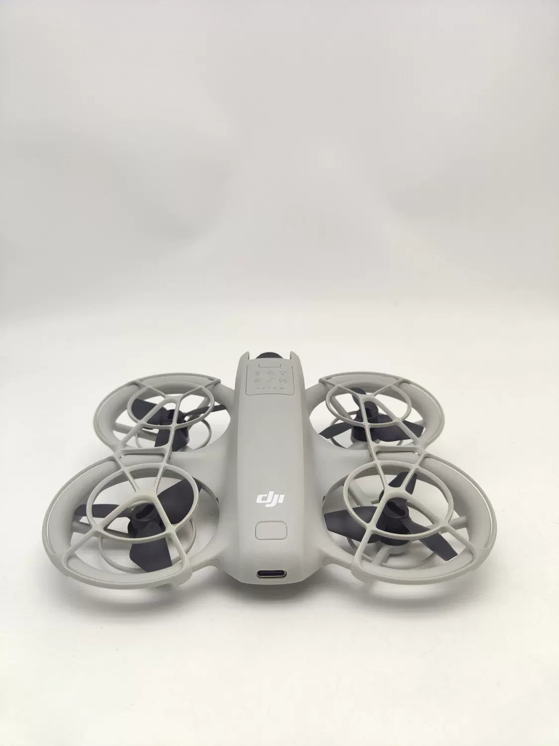 99% New (Mint) DJI neo Fly More Combo with DJI Care Refresh