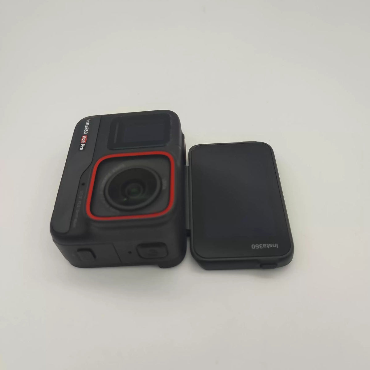 99% New (Mint) Insta360 360 Ace Pro Excellent Condition with Waterproof Case
