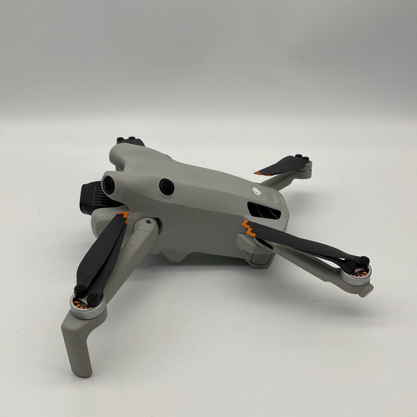 DJI Mini 4 Pro with Screen Remote Long Range Kit - Excellent (95% New)