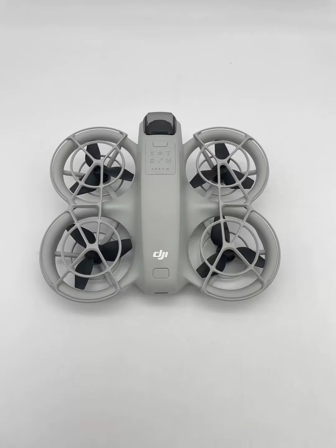 99% New (Mint) DJI Neo Fly More Combo (3 Batteries)