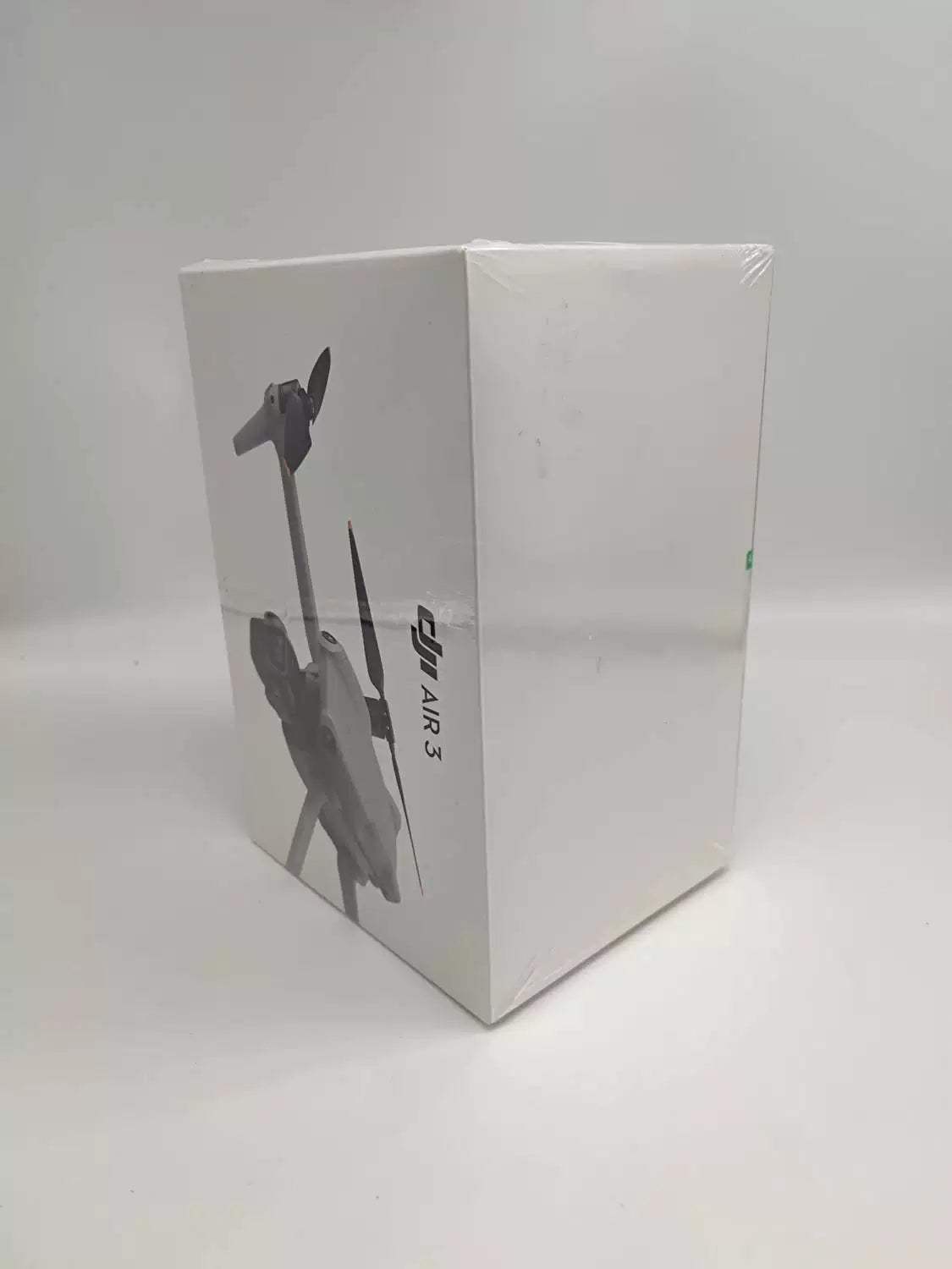 Brand New DJI Air 3 with Screen Fly More 2-Year DJI Care Refresh