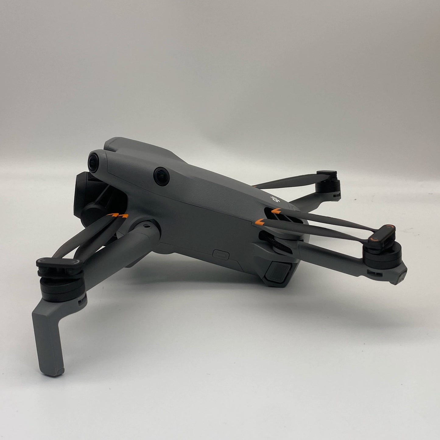 DJI Mini 5 Pro Fly More Combo (DJI RC-N3) - Like New (99%)