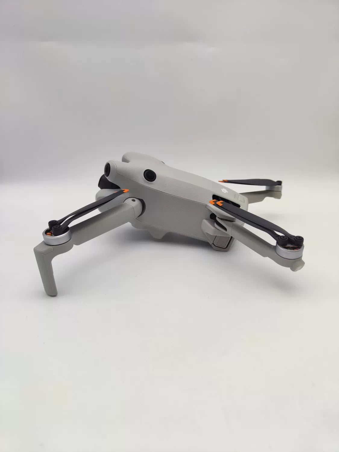 99% New (Mint) DJI mini4pro Standard Combo Full Box & Manual