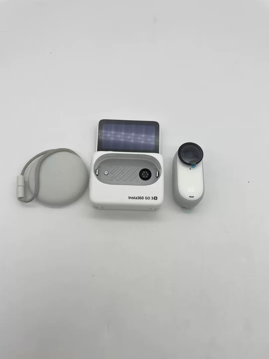 95% New (Like New) Insta360 GO 3s 64G Main Unit Not Activated