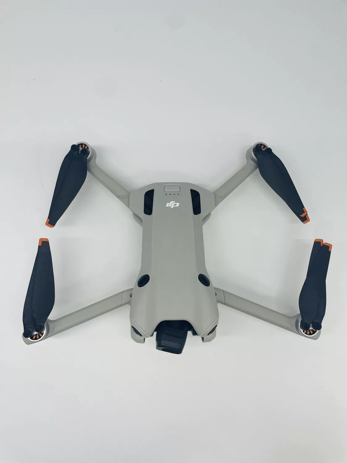 99% New (Mint) DJI Mini 4 Pro with Screen, Extended Battery Combo with DJI Care Refresh