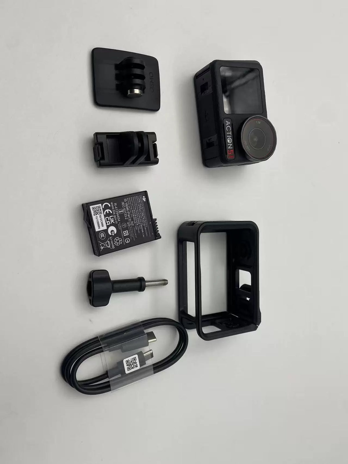 99% New (Mint) DJI Osmo Action 5 Pro – photo 1