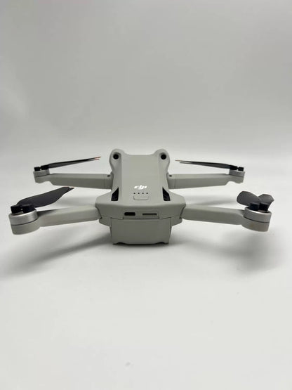 DJI Mini 3 pro with Screen, Extended Battery Fly More Combo