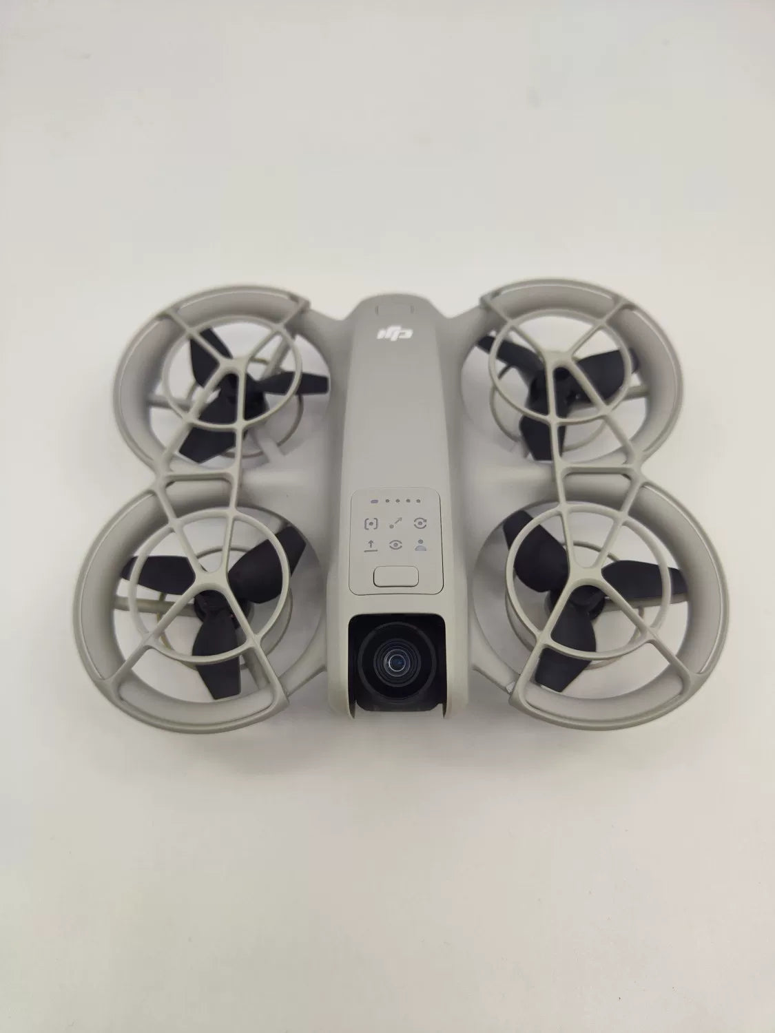 99% New (Mint) DJI neo Standard Remote Standard Combo Dual Battery