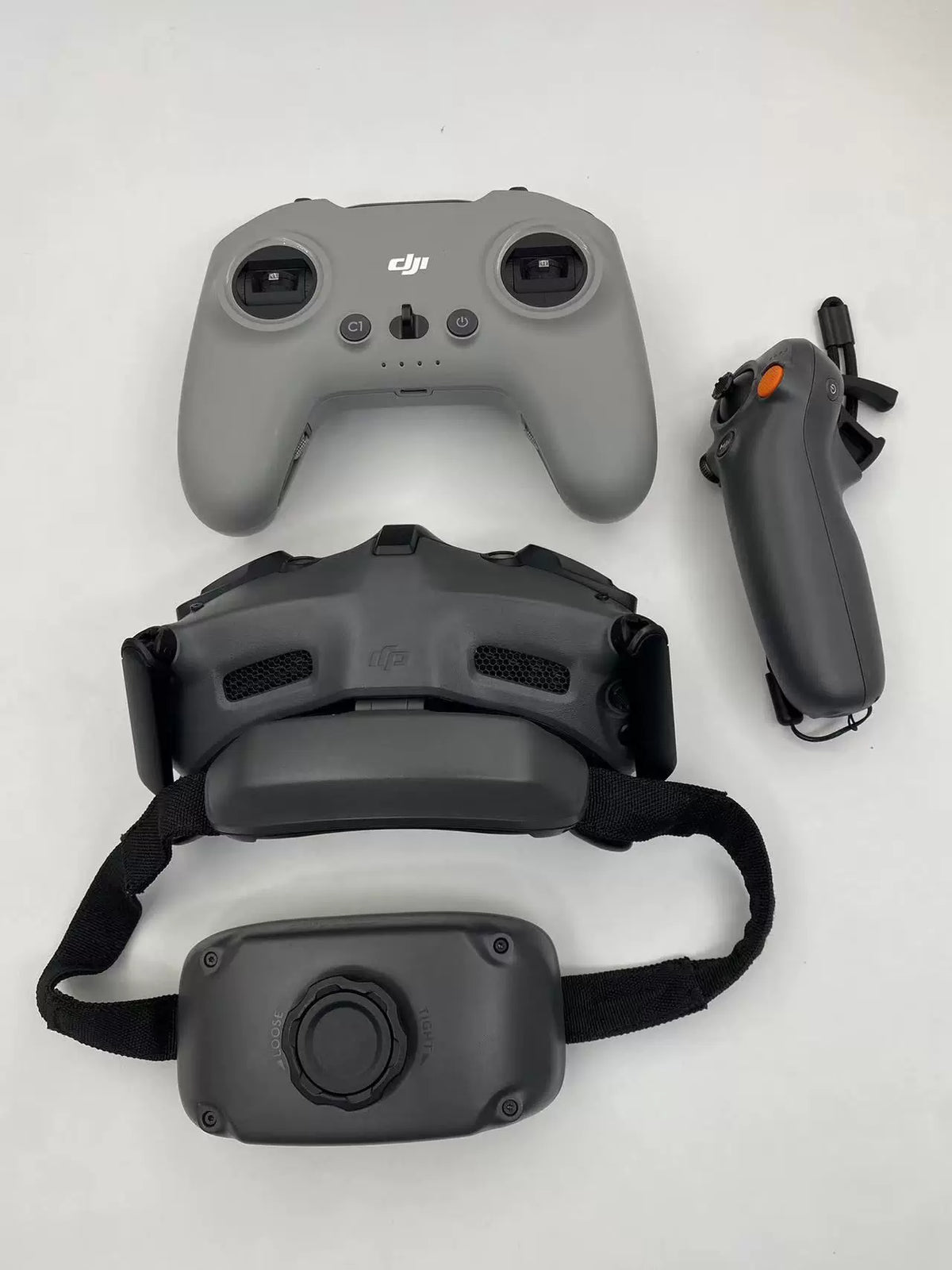 99% New (Mint) DJI Avata 2 Fly More FPV Combo – photo 7