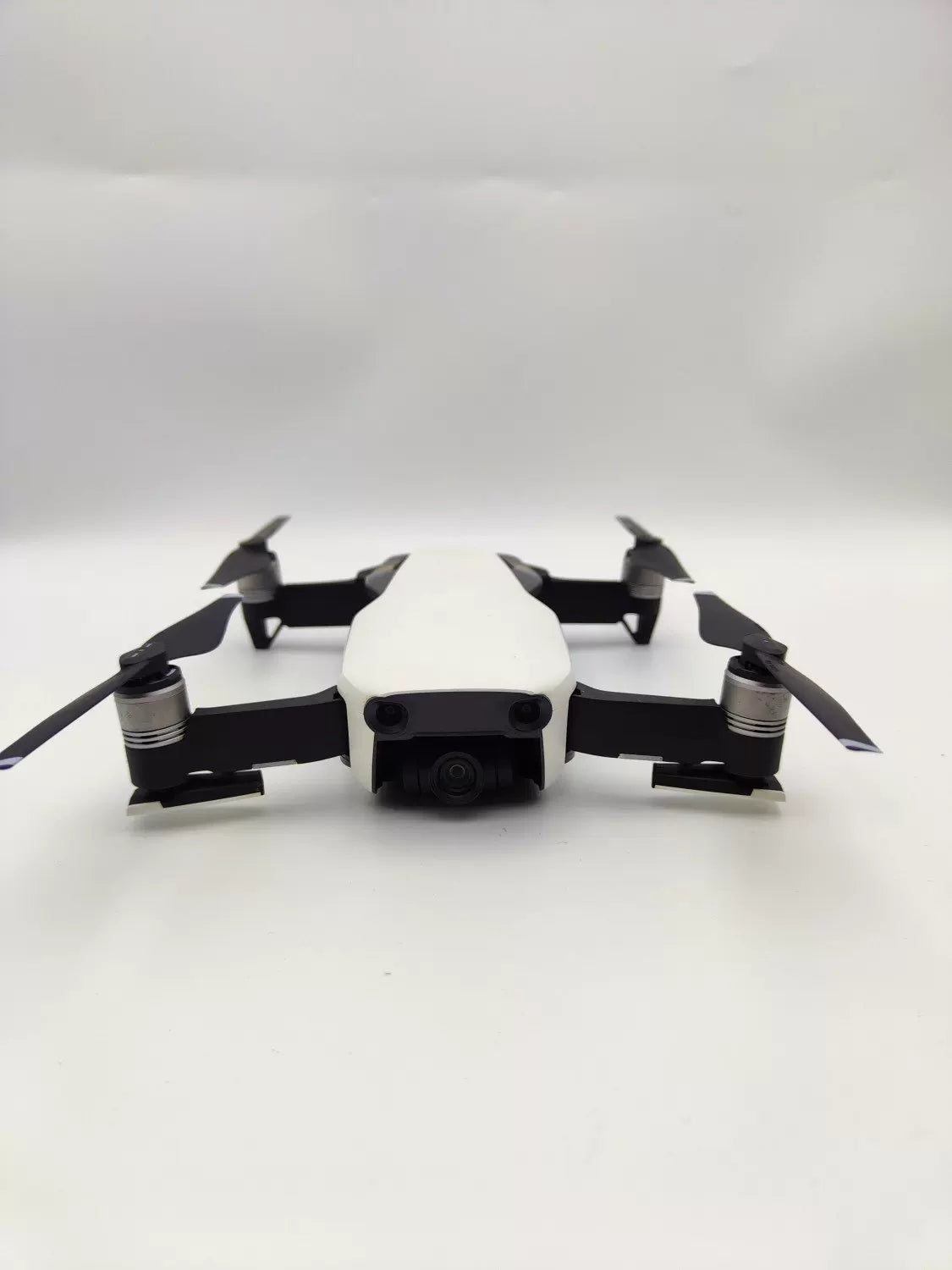 95% New (Like New) DJI Air 1 Fly More Combo