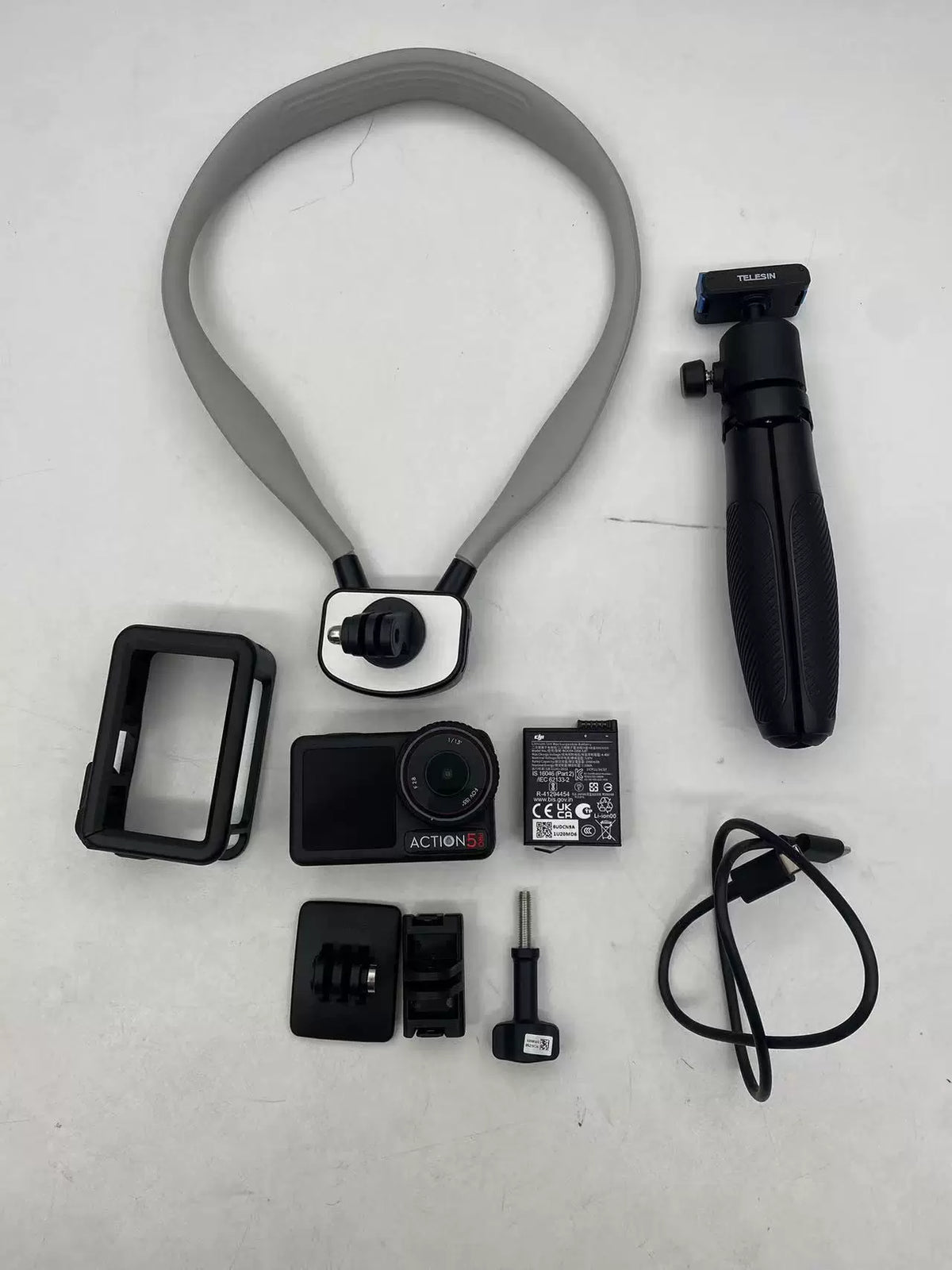 99% New (Mint) DJI Osmo Action 5 Pro – photo 1