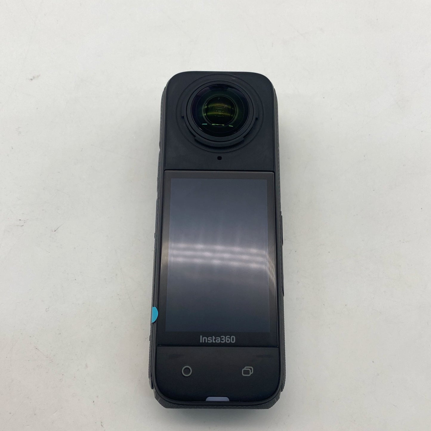 Insta360 X4 بطارية مزدوجة - ممتازة (جديدة بنسبة 95%)