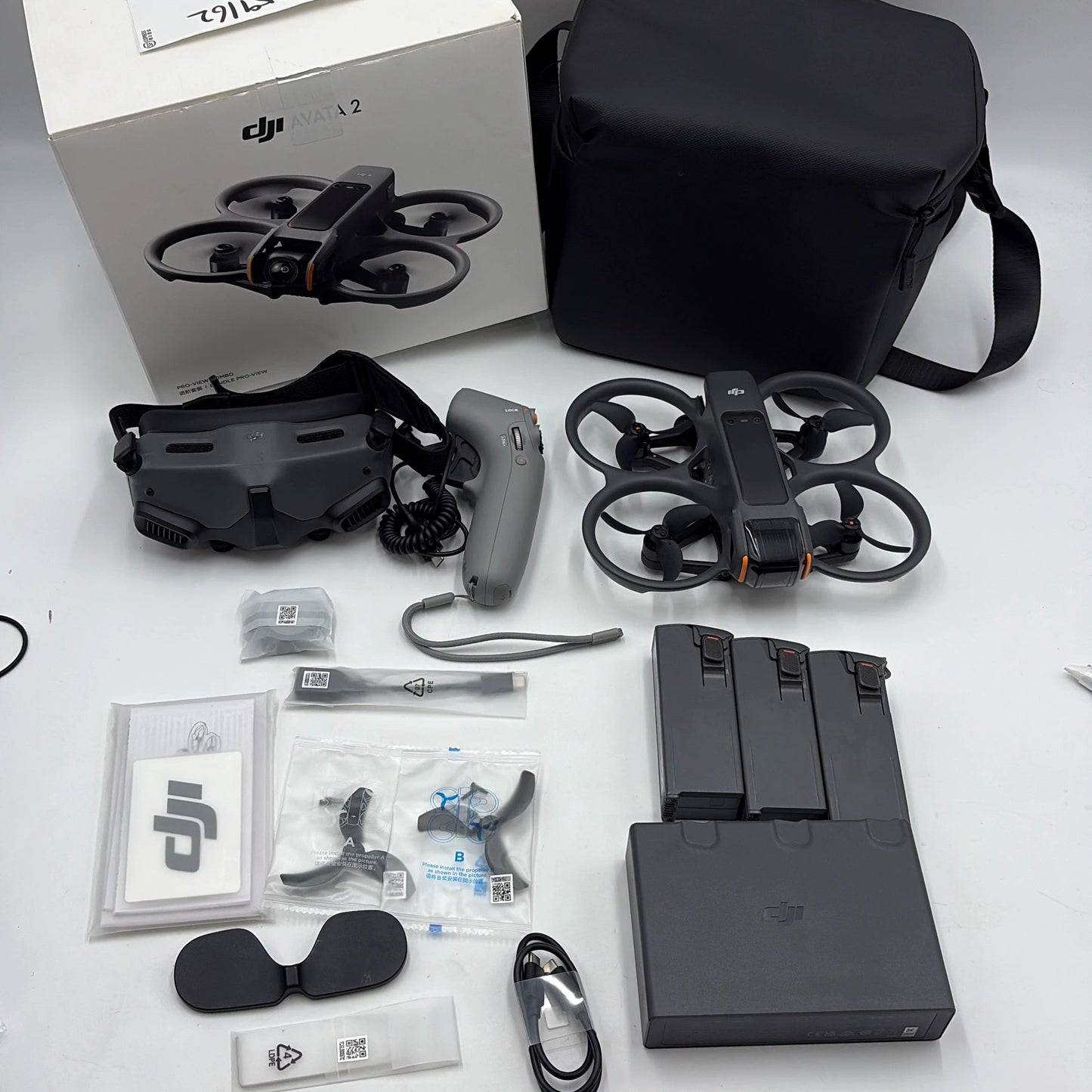 DJI Avata 2 Advanced Combo Triple Battery - Excellent (95% New)