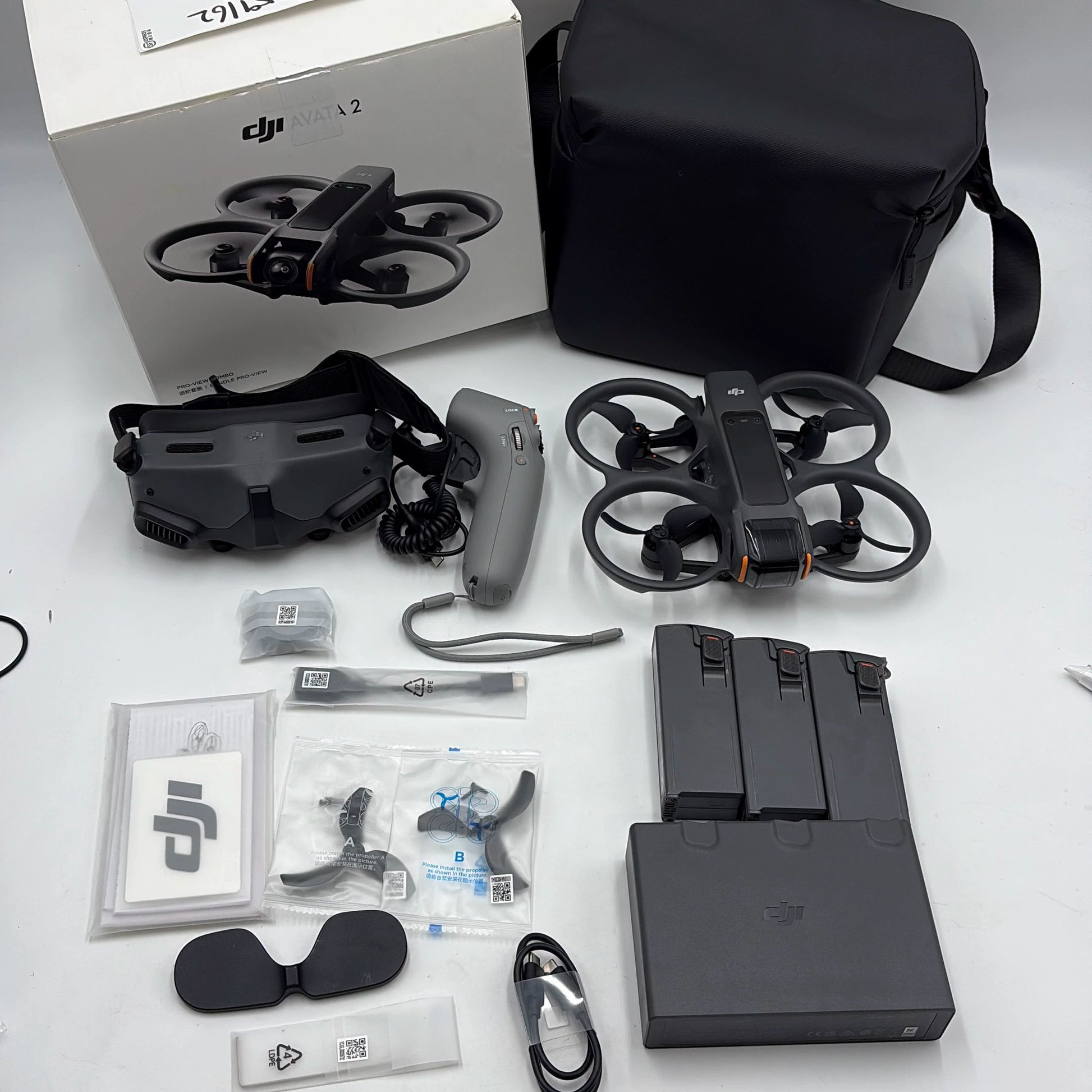 DJI Avata 2 Advanced Combo Triple Battery - Excellent (95% New)