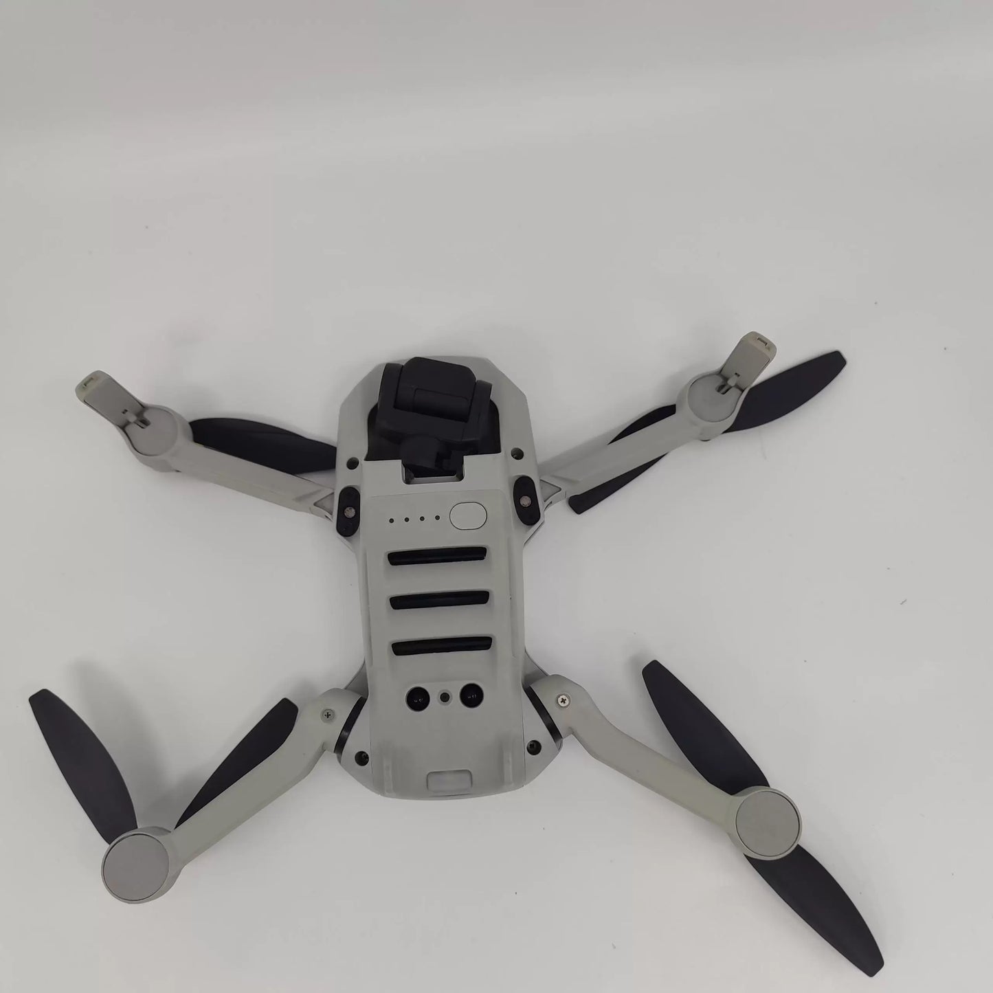 95% New (Like New) DJI Mini 2 Fly More Combo