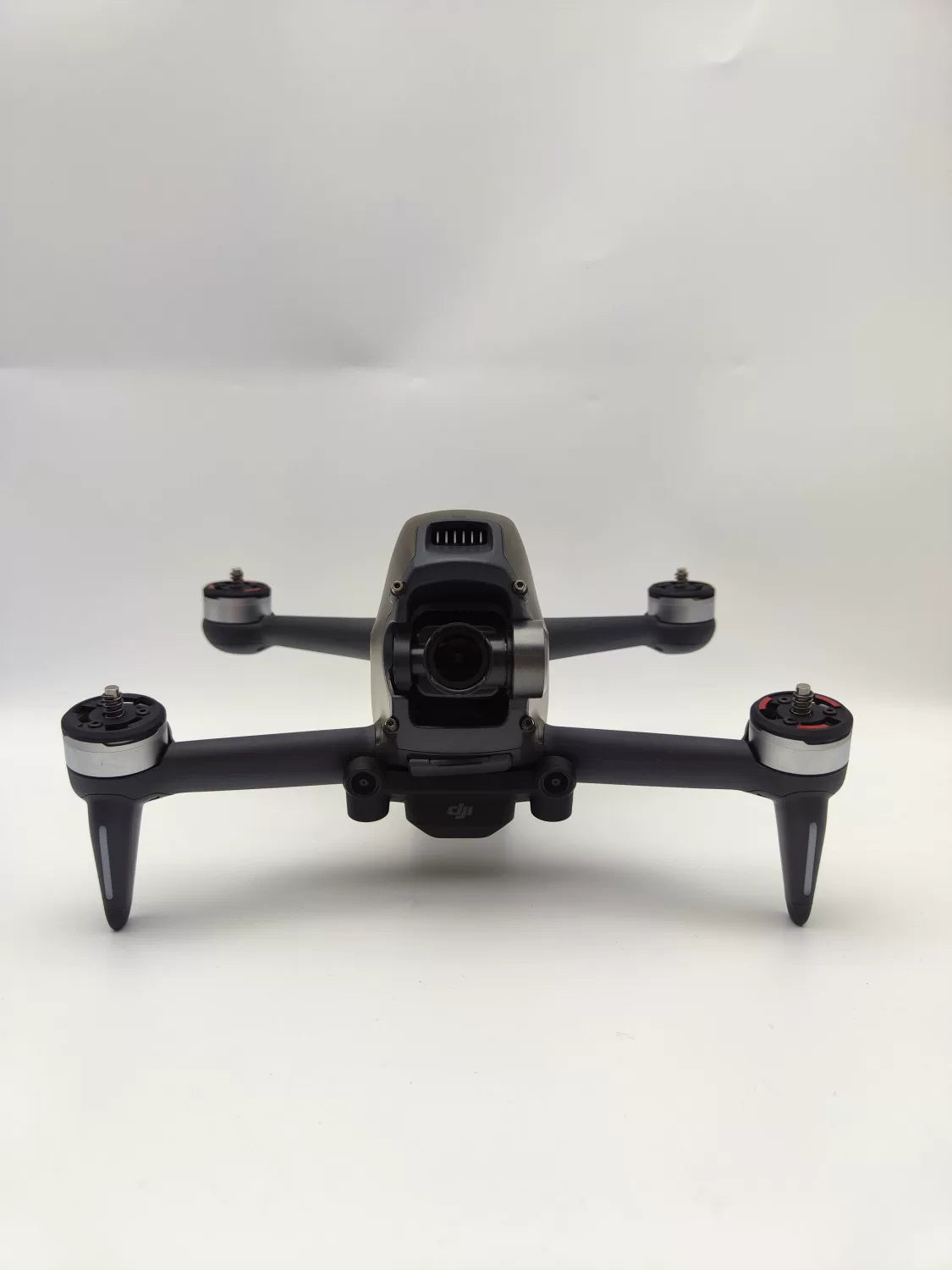 95% New (Like New) DJI FPV Fly More Combo FPV Grip