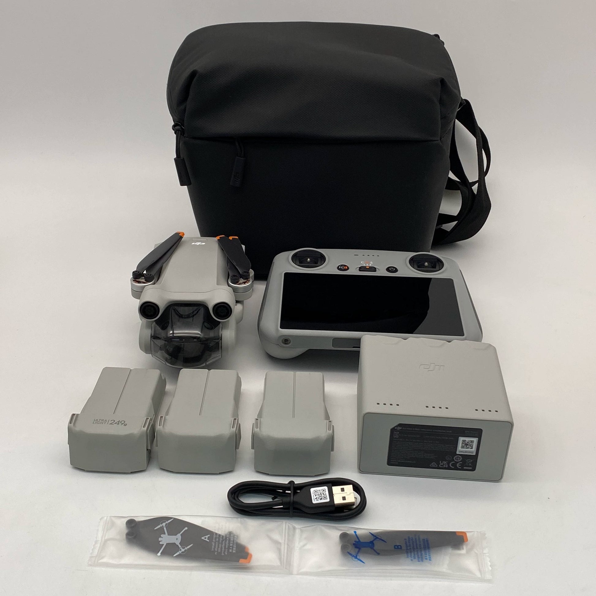 DJI Mini 3 Pro with Screen Remote Controller - Excellent (95% New)