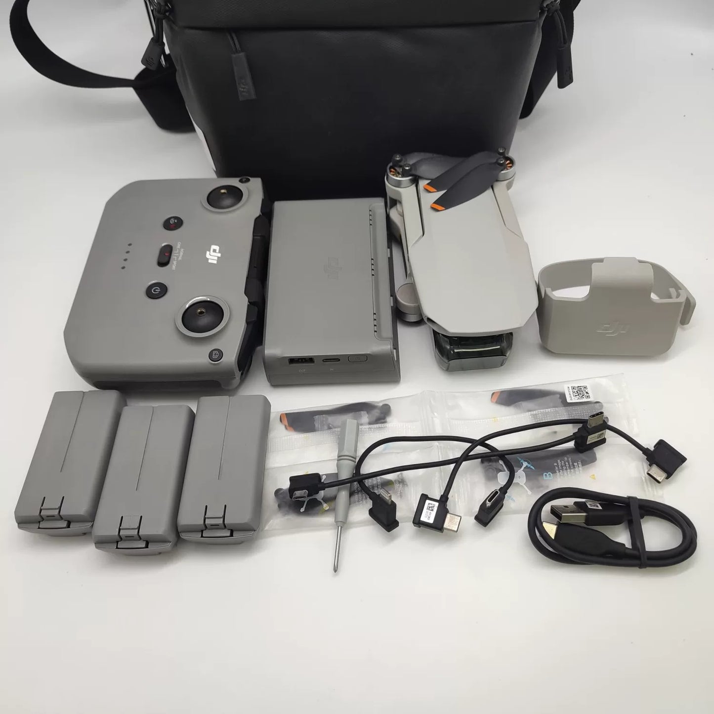 99% New (Mint) DJI mini4K Fly More Combo with DJI Care Refresh