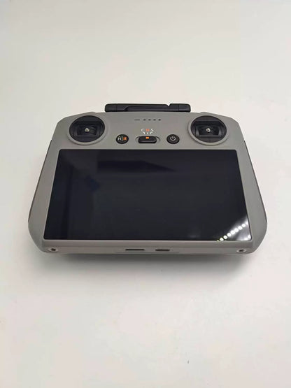 DJI Air 3 with Screen Fly More Combo