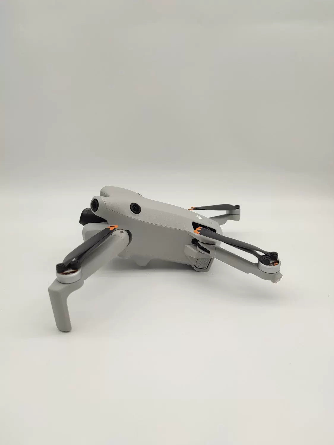 DJI Mini4pro with Screen, Extended Battery Fly More Combo with DJI Care Refresh