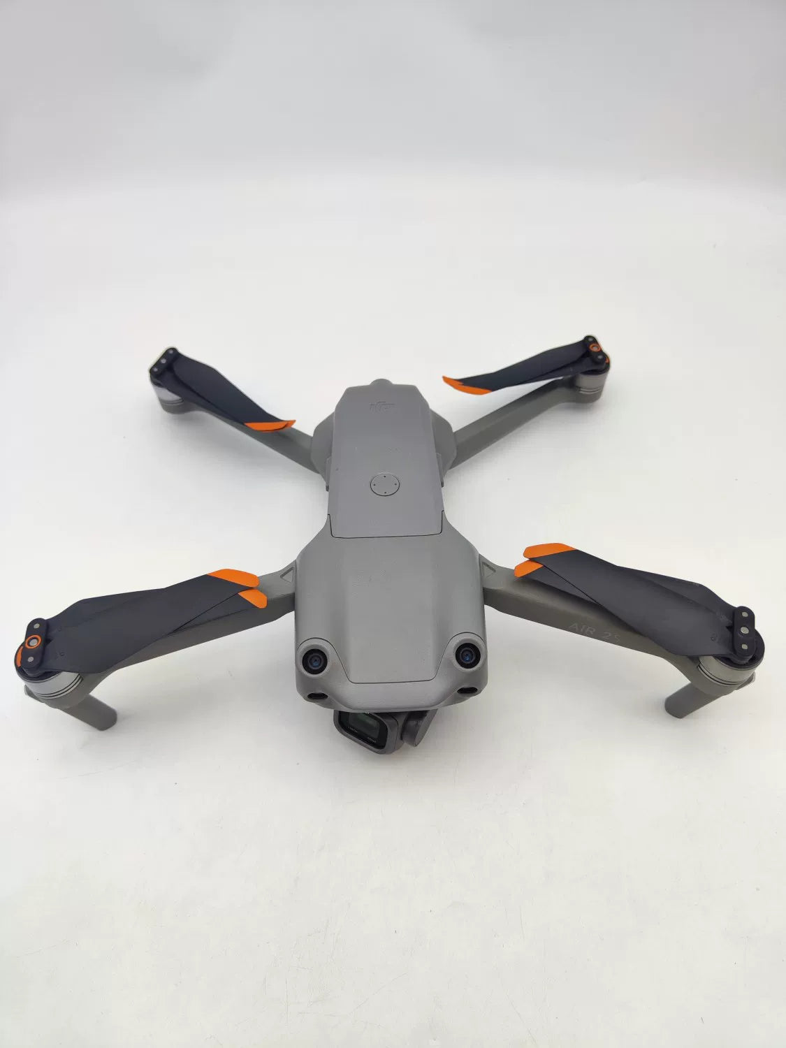 95% New (Like New) DJI air2s Fly More Combo