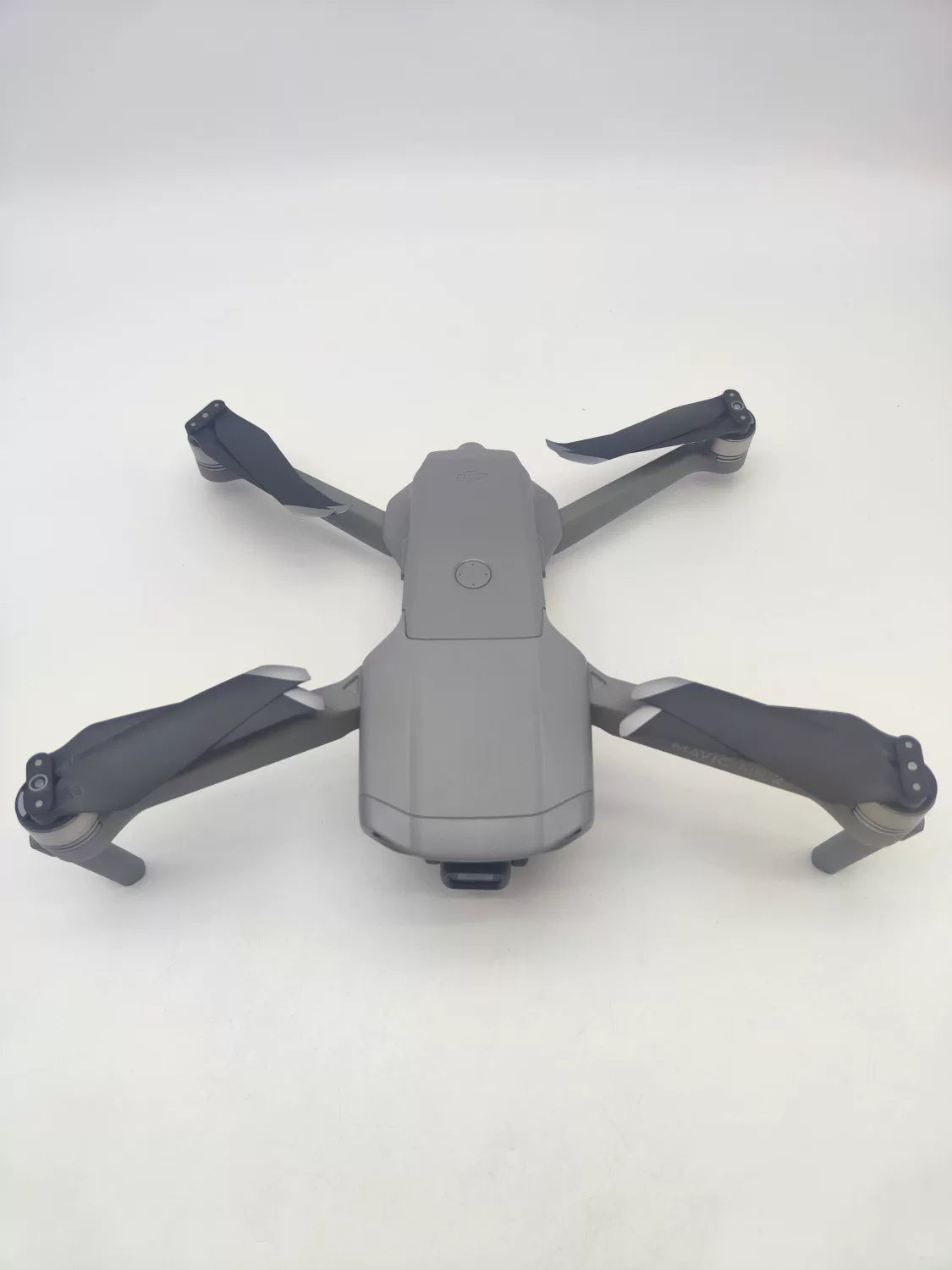 95% New (Like New) DJI air2 Fly More Combo