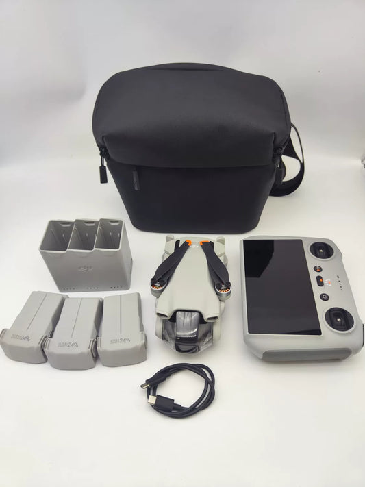 99% New (Mint) DJI mini3 with Screen Fly More Combo with DJI Care Refresh