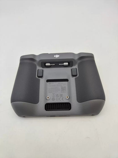 99% New (Mint) DJI air3 with Screen Fly More Combo