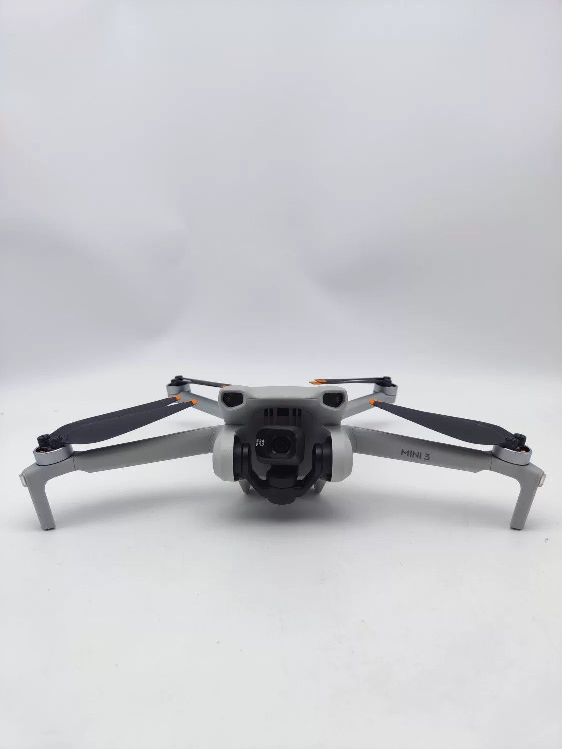 99% New (Mint) DJI mini3 with Screen Fly More Combo with DJI Care Refresh