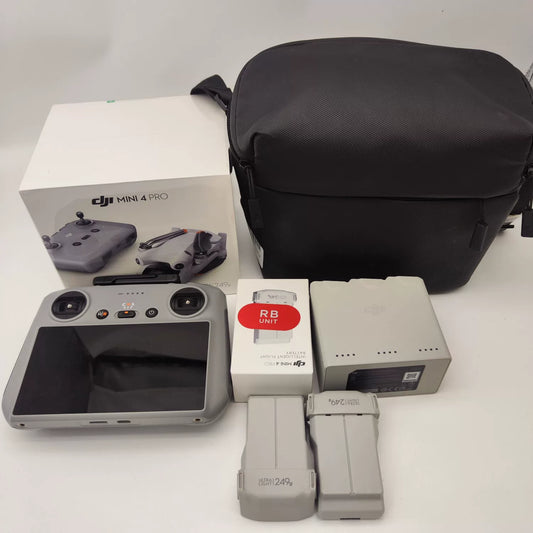 Brand New DJI mini4pro with Screen Fly More Combo