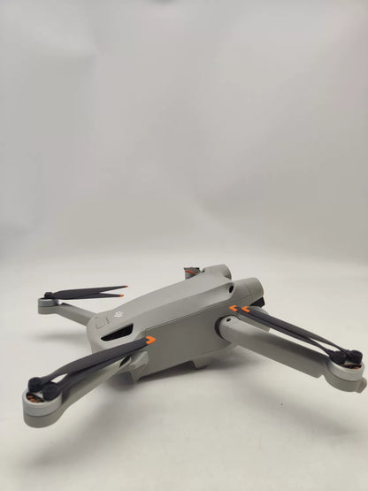 99% New (Mint) DJI mini3pro with Screen Fly More Combo
