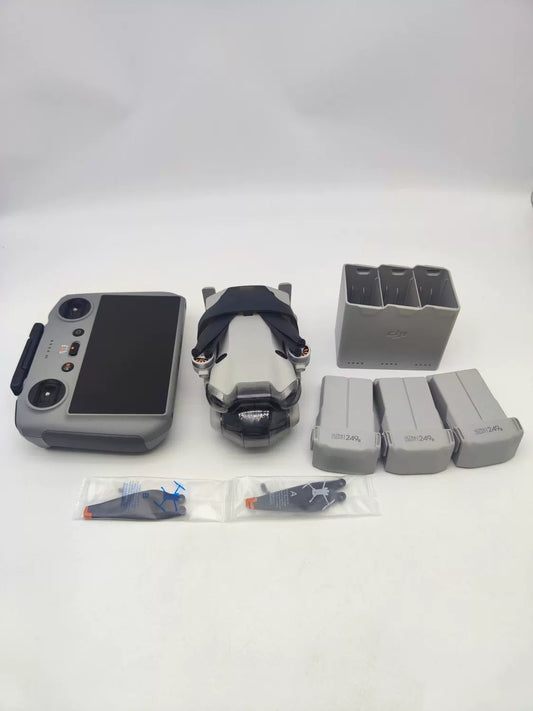 99% New (Mint) DJI mini4pro with Screen Fly More Combo