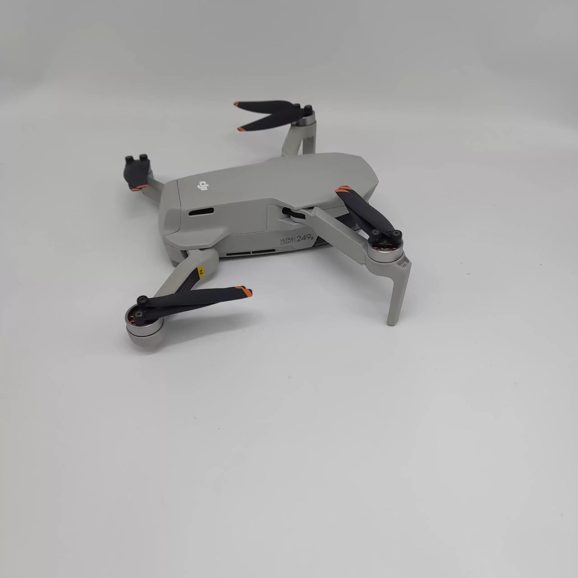 95% New (Like New) DJI Mini 2 Fly More Combo