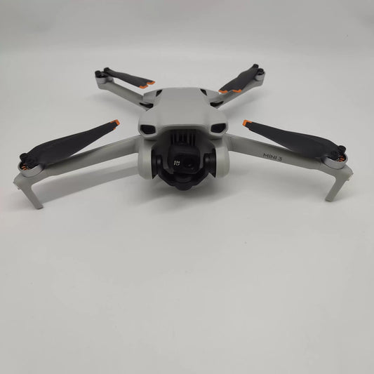 99% New (Mint) Mini 3 with Screen Extended-Cycle Fly More Combo