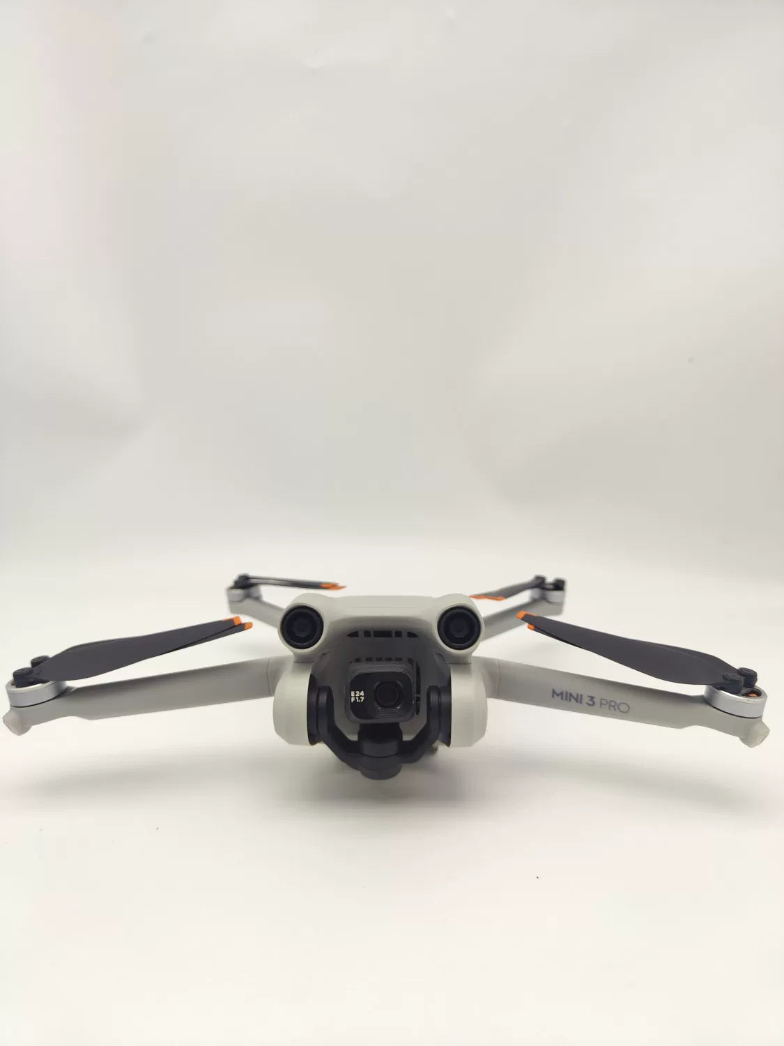 99% New (Mint) DJI mini3pro with Screen, Extended Battery Fly More Combo