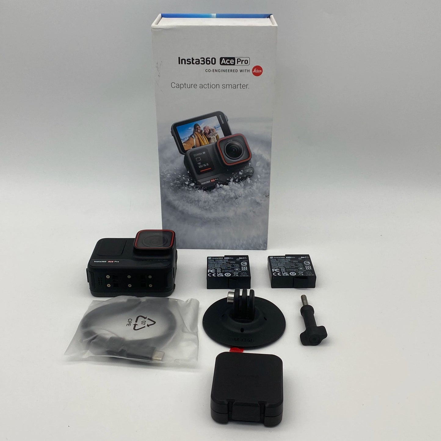 Insta360 Ace Pro Dual Battery - Excellent (95% New)