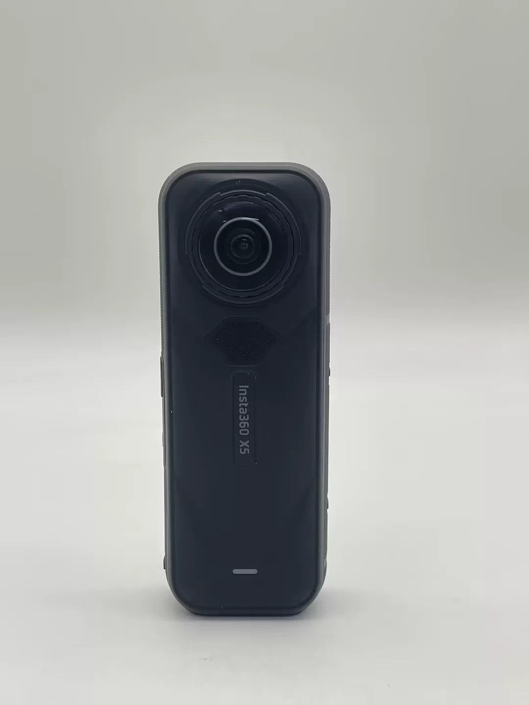 95% New (Like New) Insta Insta360 360 X5