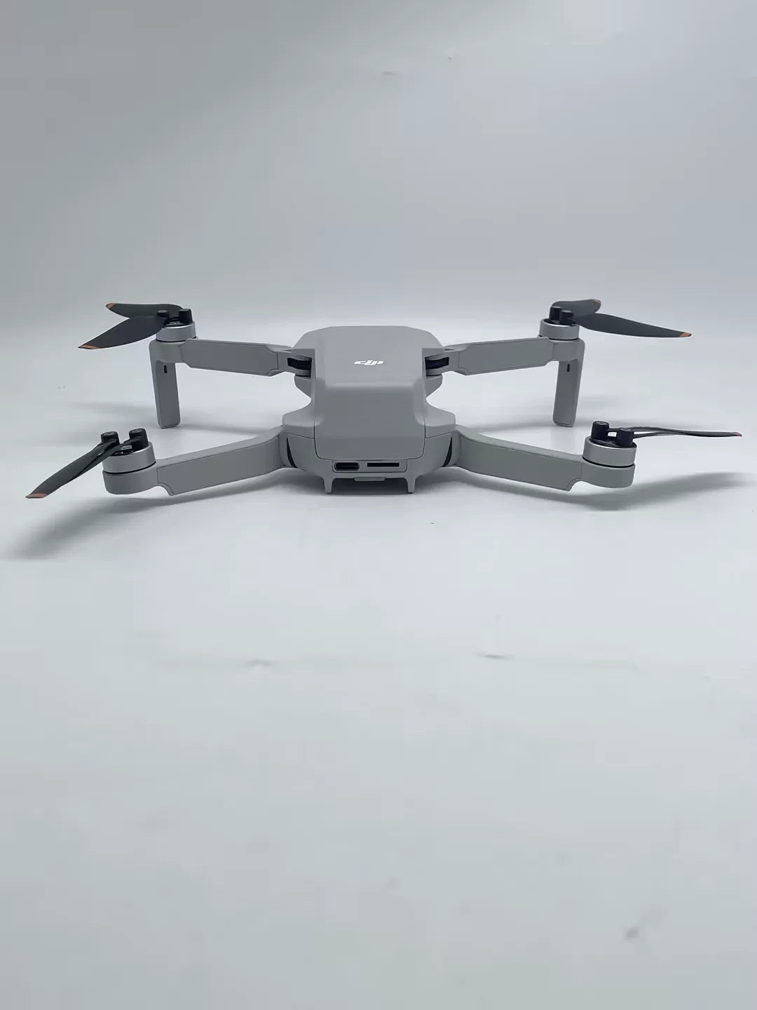 95% New (Like New) DJI Mini 2SE Standard Combo Dual Battery