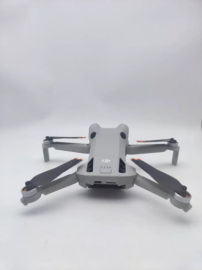 95% New (Like New) DJI mini4pro with Screen, Extended Battery Fly More Combo