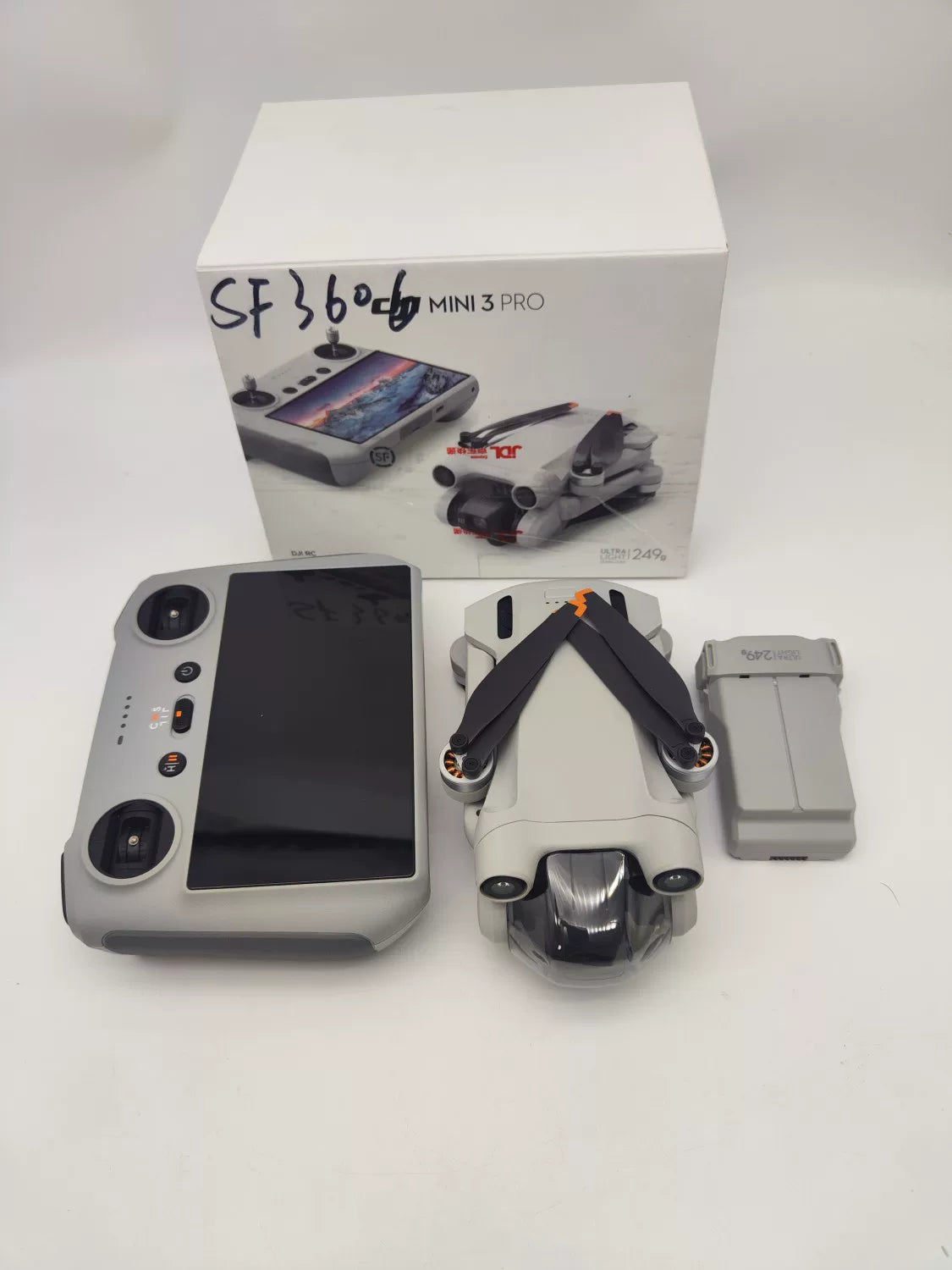 95% New (Like New) DJI mini3pro with Screen Standard Combo