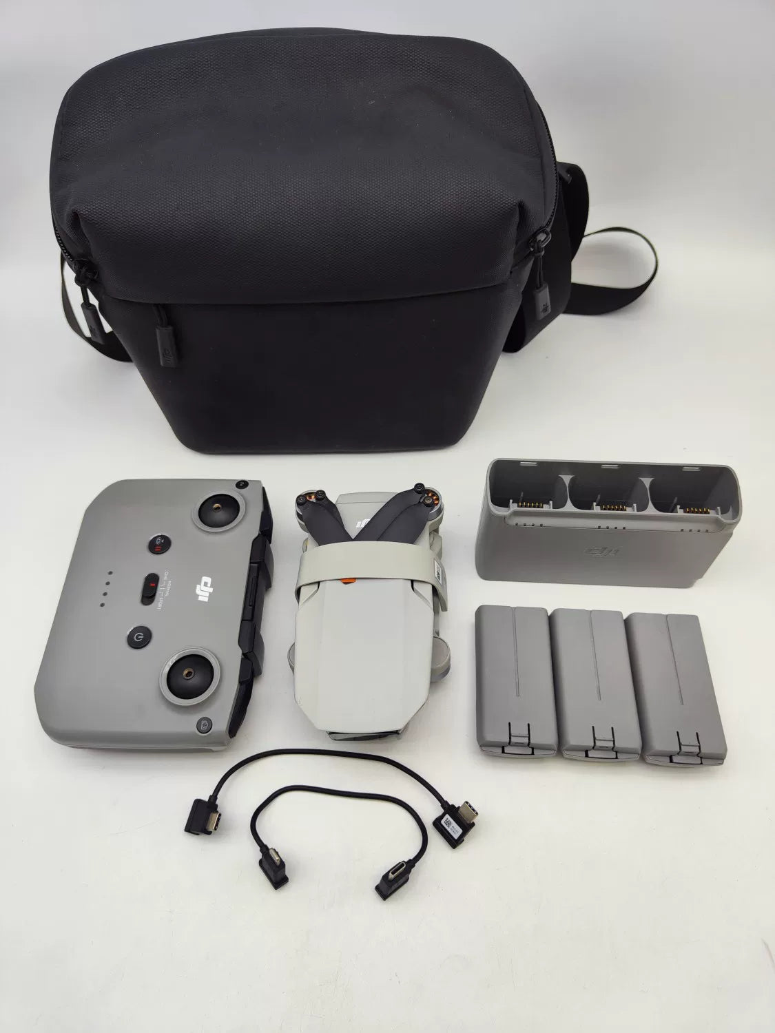 90% New (Excellent) DJI mini2 Fly More Combo