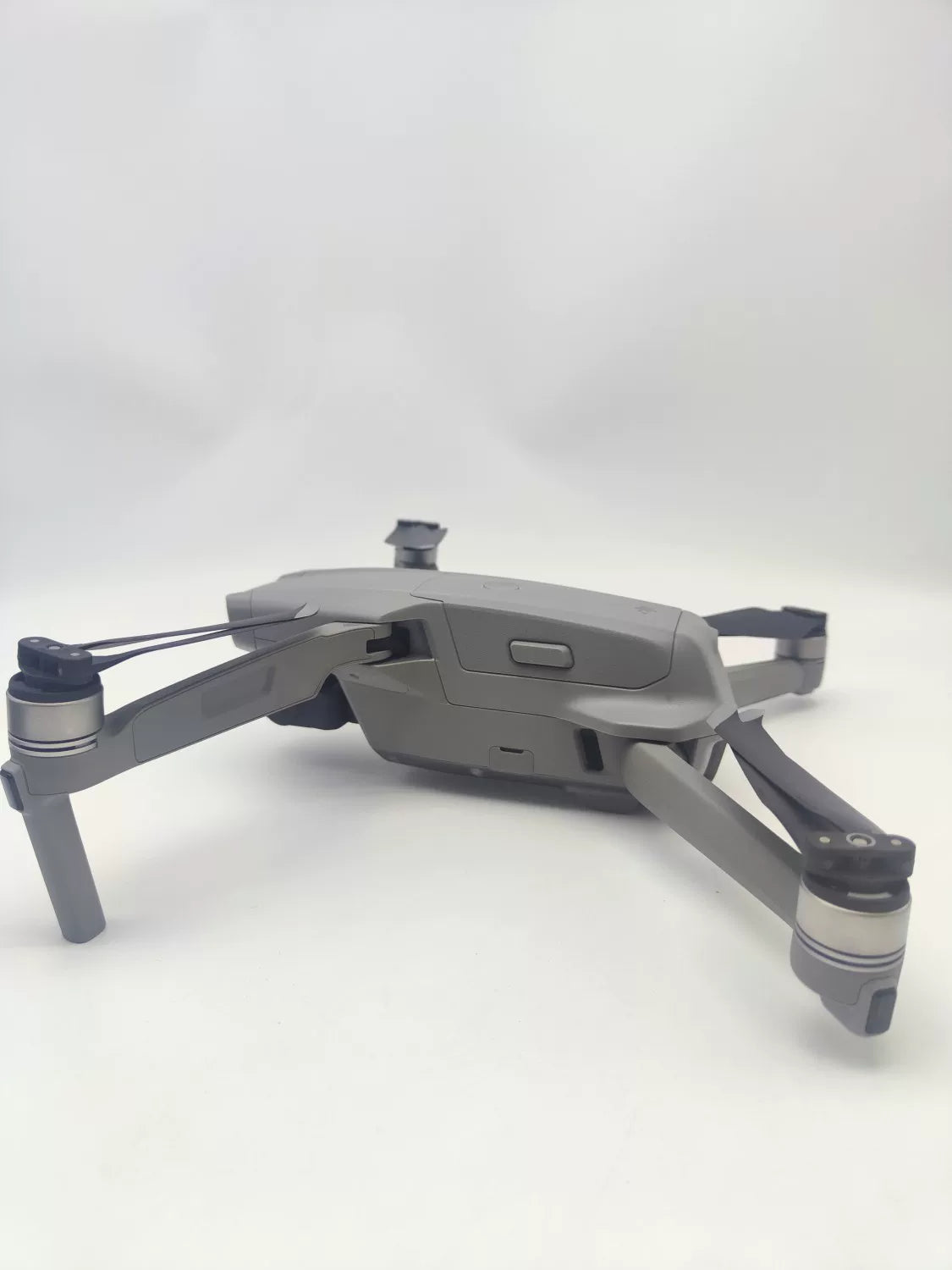 95% New (Like New) DJI air2 Fly More Combo