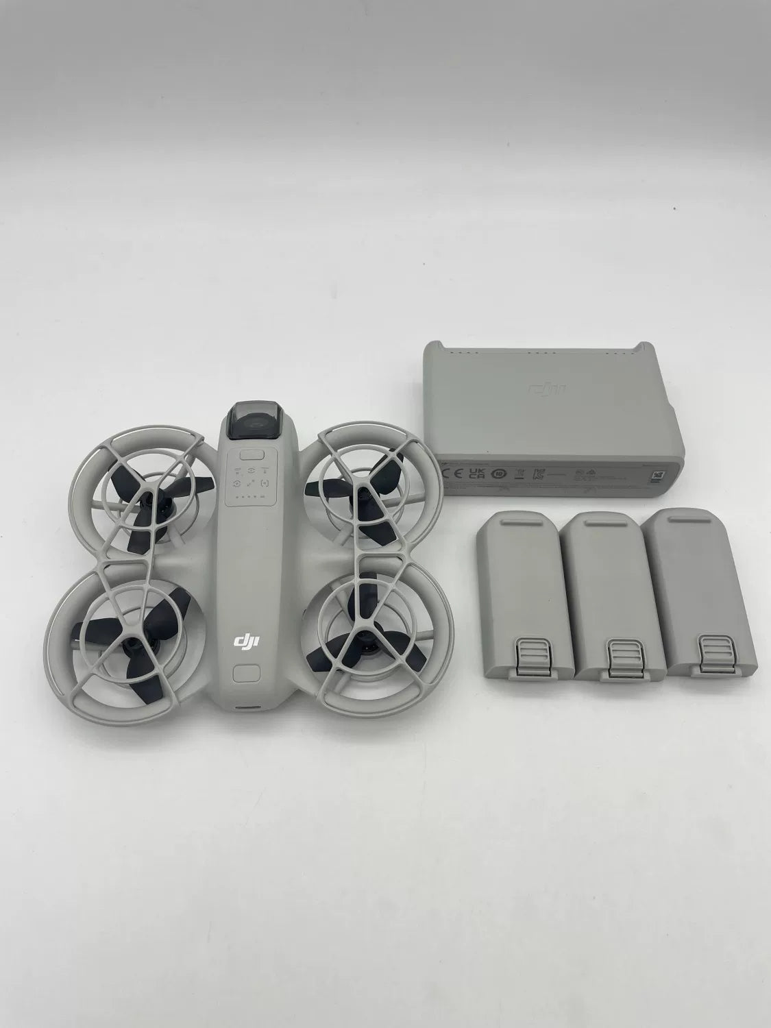 99% New (Mint) DJI Neo Fly More Combo (3 Batteries)