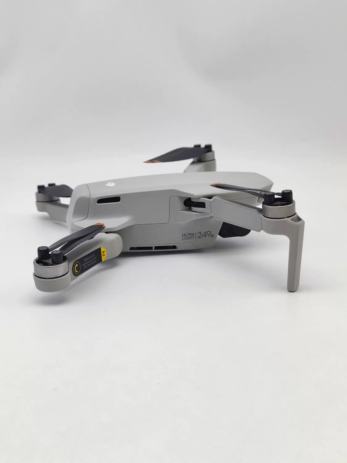 95% New (Like New) DJI mini2 Fly More Combo