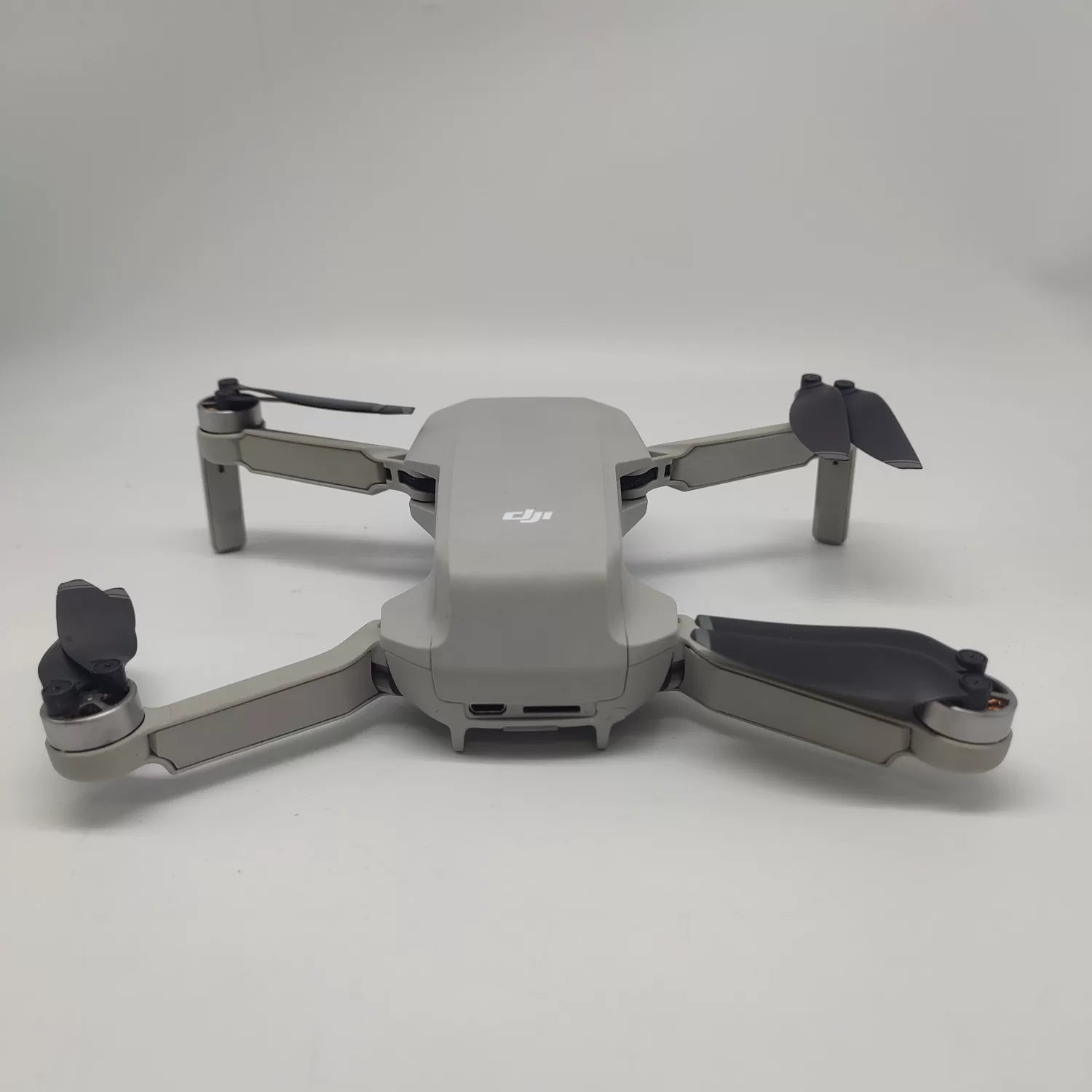 99% New (Mint) DJI Mini 1 Fly More Combo