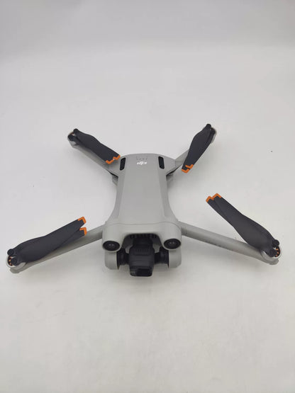 99% New (Mint) DJI mini3pro with Screen Fly More Combo with DJI Care Refresh
