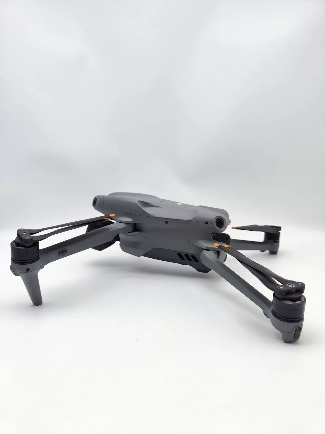 99% New (Mint) DJI air3 with Screen Fly More Combo with 2-Year DJI Care Refresh